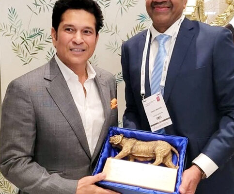 Dr. Vinod Menon Honoured with Lifetime Membership by Obesity Surgery Society of India